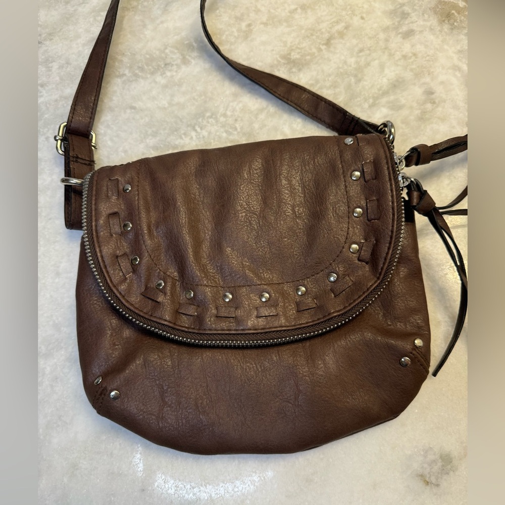 Jessica Simpson | brown crossbody saddlebag purse